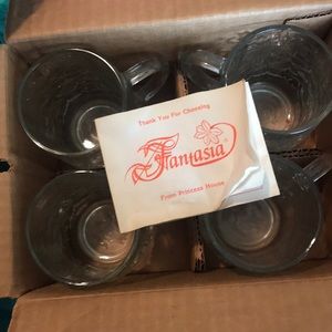 4 cups never been used.